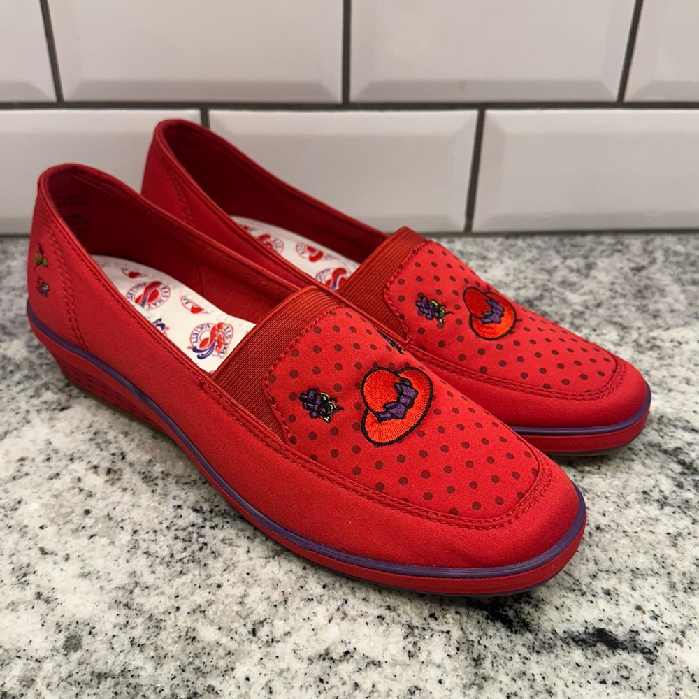 Grasshoppers Women 8 Calista Loafers Red Polka Dot Red Hat Society Slip On Wedge